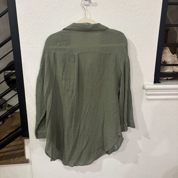 Kona Sol Green Linen Cover Up Top - Picture 3 of 5